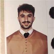 Estudiante de último semestre de Ingeniería Mecánica, deportista, extrovertido y disciplinado