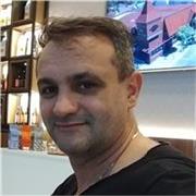 Sou professor de música 
Ensino violão guitarra viola teclado canto baixo cavaquinho ukulele teoria musical 

Para pessoas de todas as idades