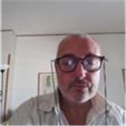 Psicologo, specializzato in psicoterapia della Gestalt, rivolto a studenti di psicologia, master e studenti di counseling