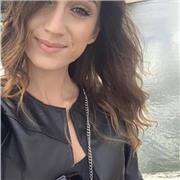 Docente di Italiano impartisce ripetizioni o aiuto compiti