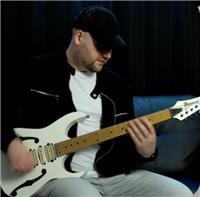 Professional Guitarist Available For Skype Guitar Lessons