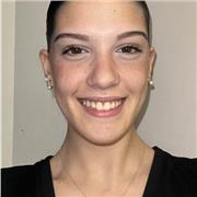 soy una persona dinámica a la hora de enseñar, me encantan los niños y me entiendo muy bien con ellos