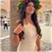 Tutor materie scientifiche online con tavoletta grafica. Laureata in ingegneria chimica