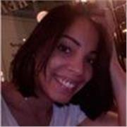 Profesional del marketing con más de 2 años de experiencia como cuidadora infantil. Enseño inglés, apoyo con los deberes escolares