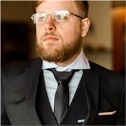 Professor de matemática com foco em entendimento real do conteúdo e não em simples repetições mecânicas