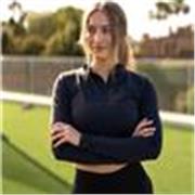 I am a certified personal trainer and offer personalized training plans, 1:1 personal trainings and online coaching.