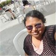 Profesora de Educación Inicial imparte clases a niños de 3,4 y 5 años