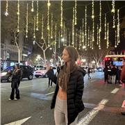 Persona com ganas, compromiso, con muchas ganas e il•lusión. Preferiblemente niños de hasta 15 años