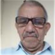 Soy un docente que desea enseñar y aprender con la experiencia de los demás. La lectura debe ser un deleite no un sacrificio