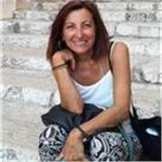 Docente di lingua inglese alle scuole superiori con esperienza pluriennale, impartisce lezioni individuali e supporto didattico ad alunni di scuola media, superiori, università ed adulti