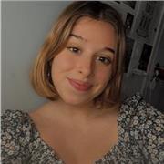 Cours de soutien en français ; je suis en L2 Lettres modernes donc je peux donner des cours de grammaire, de littérature, etc