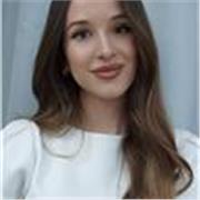 Psicóloga con Máster en Psicología General Sanitaria y Máster en Psicología Jurídica y Forense.