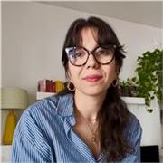 Insegnante madrelingua di italiano per lezioni personalizzate di ogni livello.