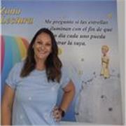 Maestra de Educación Infantil con mención en Educación Inclusiva.
Estudios de inglés y conocimiento en francés