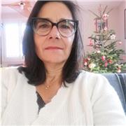 L'Espagne est mon pays de cœur, je vis à 2 heures de ce beau pays et je seraisheureuse de vous enseigner cette belle langue.