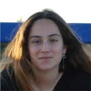 Buenas tardes, soy actualmente estudiante de psicología. Soy curiosa, empática y didáctica, capaz de dar muy buenas clases!