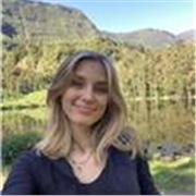 Étudiante à Sciences Po après deux ans de prépa littéraire (spécialité anglais), je donne des cours d’anglais en ligne tous niveau