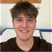 Soy un chico que se le dan bien los niños. Estoy cursando el grado de Educación Primaria en la Universidad De Jaén. B2 de inglés.