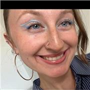 Aide aux devoirs à des primaires ou collégiens