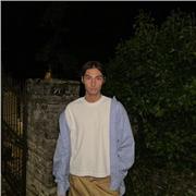 Ciao! Sono uno studente universitario e offro ripetizioni di inglese per studenti di elementari/ medie e il biennio del liceo