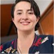 Profesor de apoyo escolar en clases de matemáticas