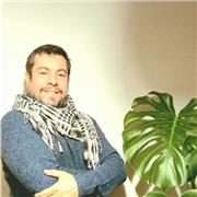 Docente en psicología laboral o jurídico forense, con Magíster en Psicología Cliníca.