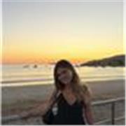 He vivido en el extranjero 8 años y estudiado completamente en inglés. Me gustaría dar clases de conversación.