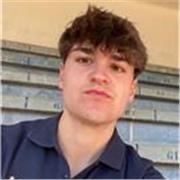 Estudiante de Ingeniería Aeroespacial UPM da clases de Matemáticas, Física y Química
