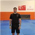 Beni başlayan sedanter birşeylere boks kick boks gibi dövüş sanatlarının temel eğitmini vermek 
