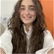 Imparto clases de inglés a niños de hasta 17 años. Tengo un nivel B2 alto y considero hacer un examen de C1