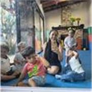 profesora de música; Estimulación musical (0 a 3 años), iniciación musical (3-9 años), canto