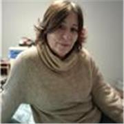 Sono insegnante madrelingua inglese certificata CELTA, con oltre trentanni di esperienza Offro lezioni personalizzate per bambini