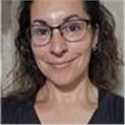 No soy profesora titulada pero mi nivel de inglés es alto y he dado clases de apoyo a muchísimos niños y adolescentes.