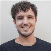 Ofrezco clases económicas de Inglés a distancia. Preparación de exámenes Cambridge para todos los niveles y TOEFL IBT. Practica tu inglés conversacional con mi compañera nativa de New York!