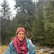 Eficiente, comprometida, energíca, positiva, resolutiva, imaginativa, ambiciosa, creativa