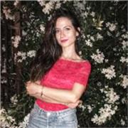 Dottoressa magistrale in lingue offre ripetizioni di inglese, francese e italiano a studenti di scuola secondaria di primo e secondo grado