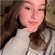 Étudiante avec de grande facilité en pédagogie une grande patience, forte en français et maîtrise des programmes primaire.