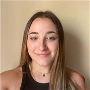 Apta para dar clases de ciencias mates y química para la ESO