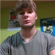 Neodiplomato al liceo linguistico disponibile per insegnamenti e ripetizioni