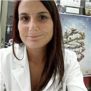 Laureata in scienze biologiche, dottorato in oncologia molecolare e specializzata in Patologia Clinica