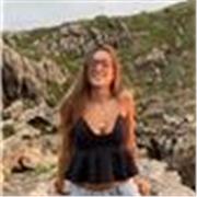 Soy una chica extrovertida que estudia enfermería y podría ayudar en todas las ciencias, matemáticas, biología, física y química…