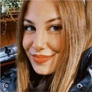 Profesora de apoyo para reforzar el temario de anatomía
