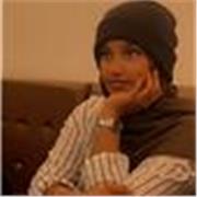 English is my first language and therefore i am fluent. I am happy to tea h my knowledge of English to others