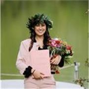 Italian, Spanish, or English lessons & conversation. Let’s learn a language together in a fun, relaxed, and practical way!