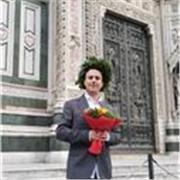 Insegnante di italiano per stranieri, offre lezioni personalizzate per tutti i livelli, online o in presenza.