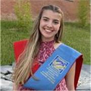 Graduada en Traducción e Interpretación y Relaciones internacionales