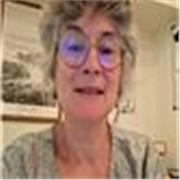 Coach formateur animée par la progression du collectif et  la personnalisation de l'apprentissage  pour une confiance renforcée. 