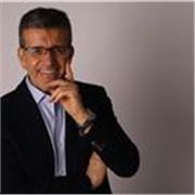 Profesor de Grado de Perspectivas en Innovación social a nivel local (en inglés) y también doy clases de Historia Social