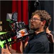 Soy fotógrafo profesional y Videógrafo profesional con amplia experiencia en bodas, eventos y encargos para clientes particulares.