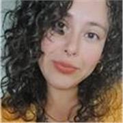 Instructora de yoga integral, profesora de yoga terapeutico y profesora de yoga para niños ( en formación)